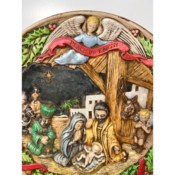 VTG Detailed Nativity Scene Decorative Wall Plate Peace On Earth Christmas - Picture 4 of 5